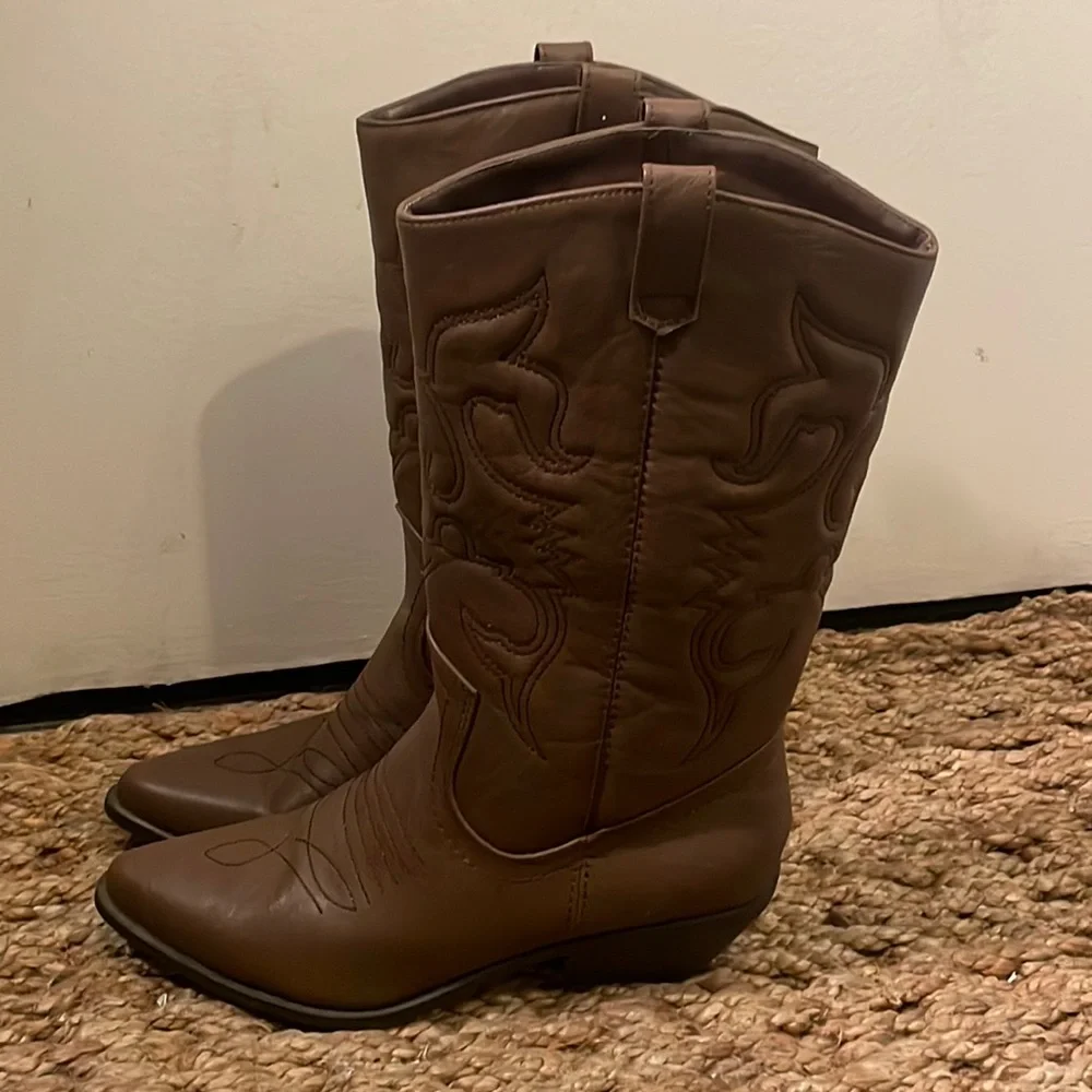 Cowgirl boots size 9 from soda - Picture 1 of 7